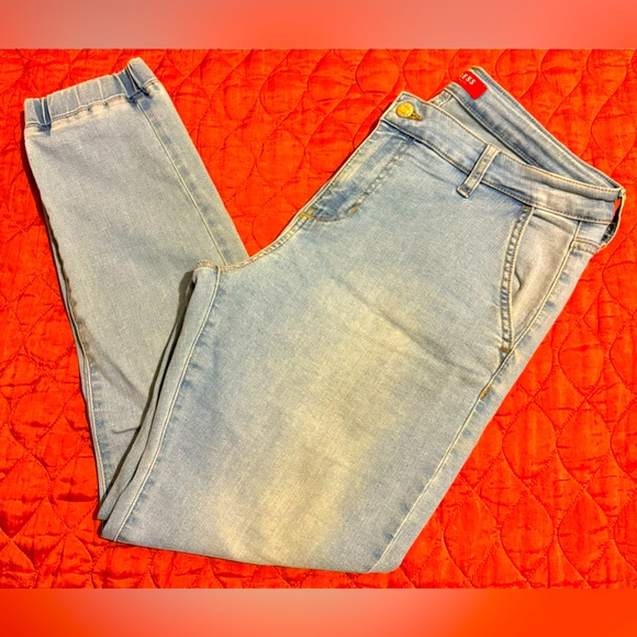 ❤️NWOT GUESS❤️WOMEN’S JEANS❤️SIZE L❤️ - Picture 5 of 9